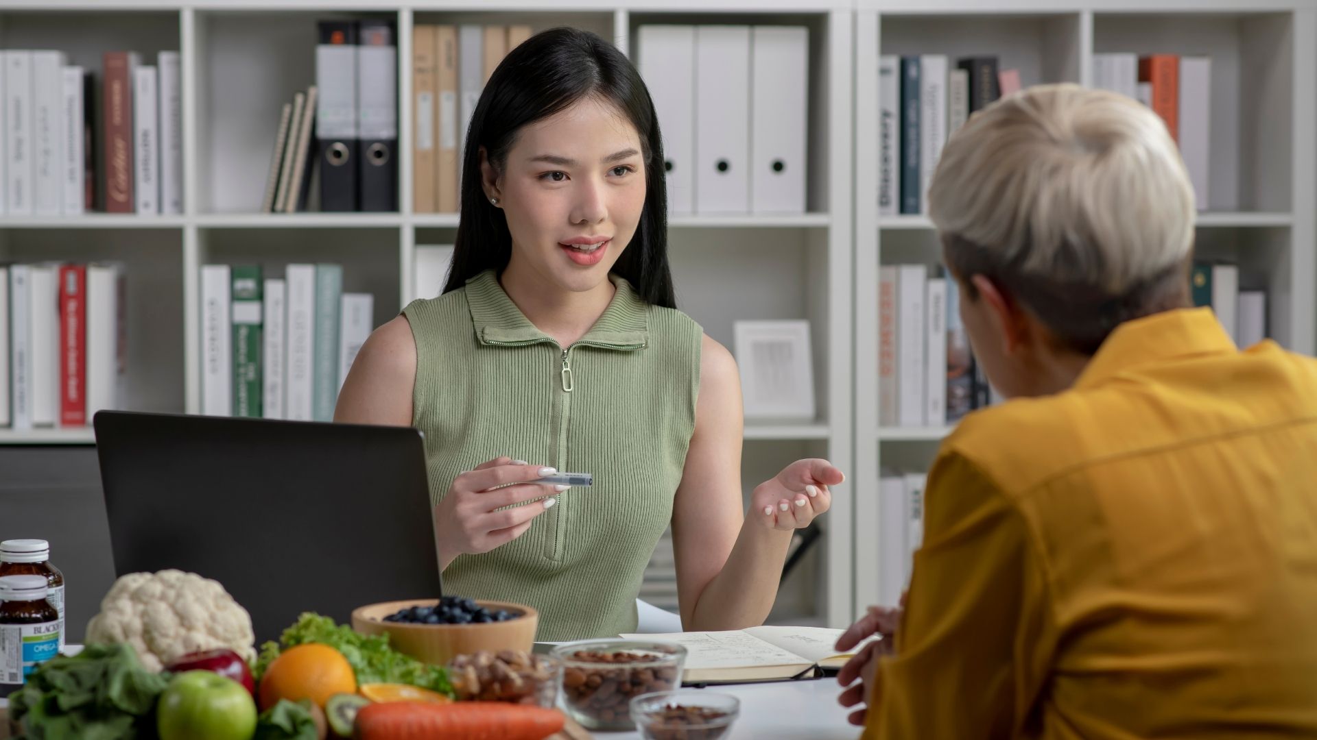 Kinh doanh trực tuyến trong lĩnh vực dinh dưỡng: Cơ hội và thách thức 1 49 Kinh doanh trực tuyến trong lĩnh vực dinh dưỡng: Cơ hội và thách thức